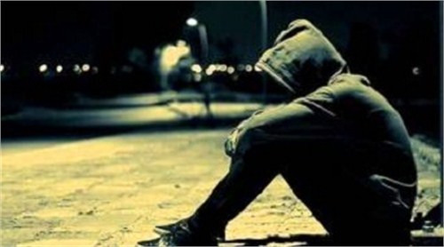 Em Khóc Làm Anh Đau