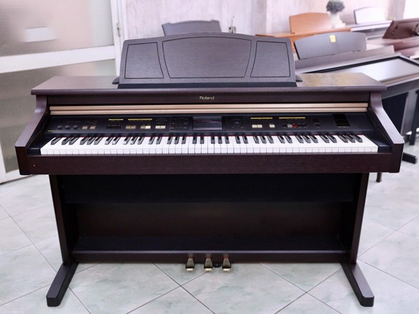 đàn piano điện roland kr-107