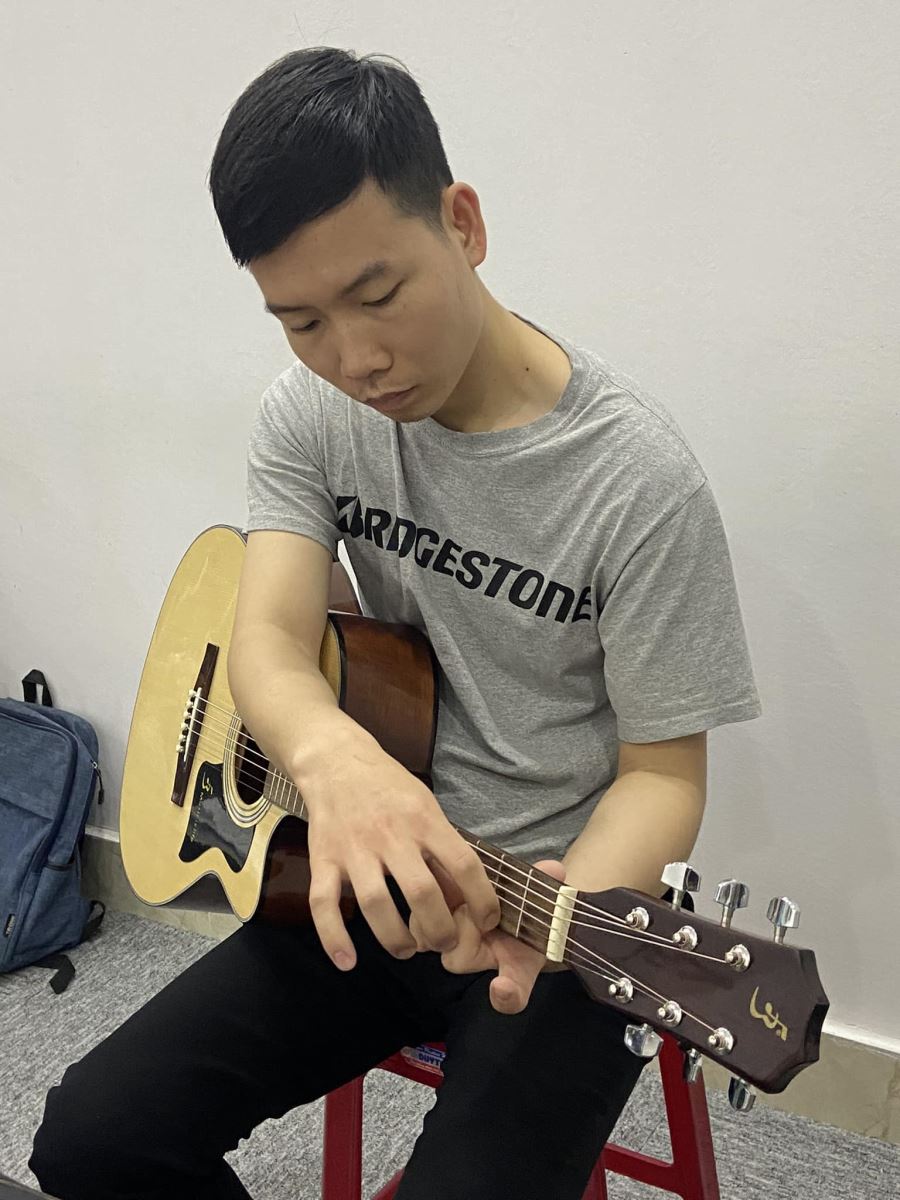 lớp học đàn guitar kiến an hải phòng