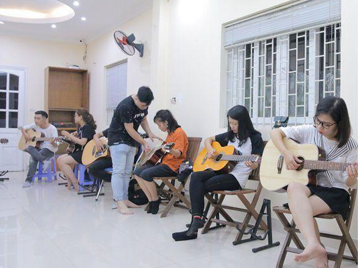 lớp học guitar tại đà nẵng