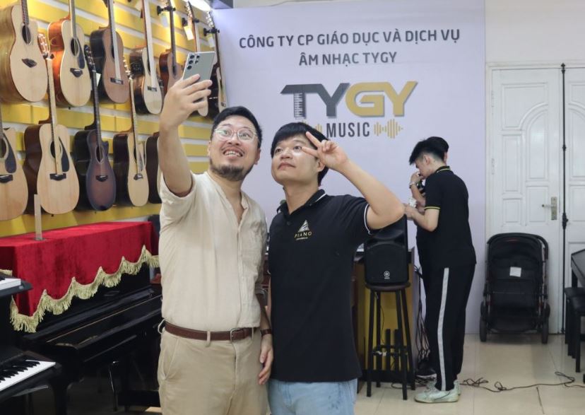 showrom 2  TYGY muisic tại Hà Nội